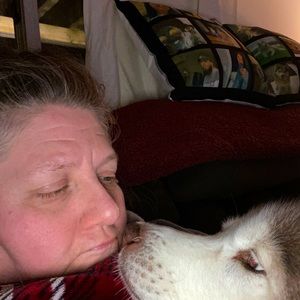 Meet your Posher, Connie